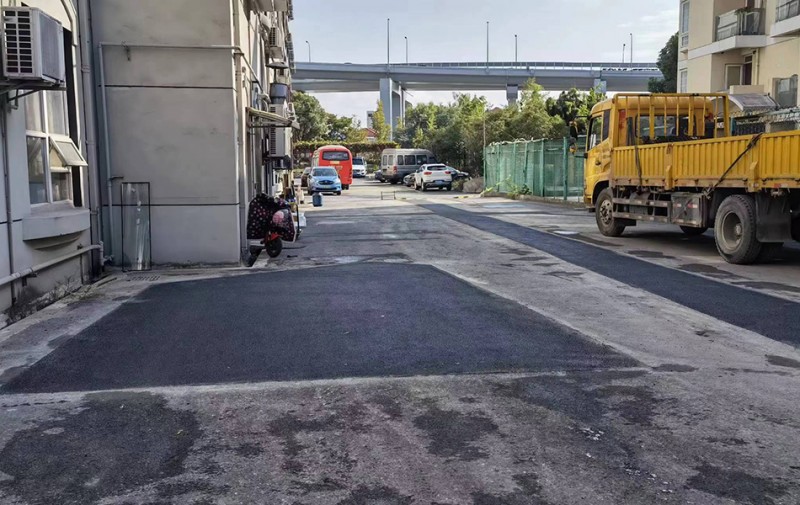 小面積瀝青路面修復